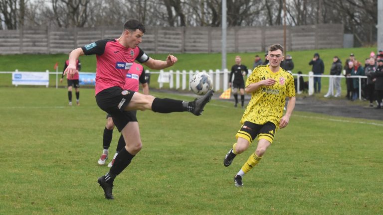 Johnstone Burgh roar back to beat Largs Thistle 3–1 at Keanie Park