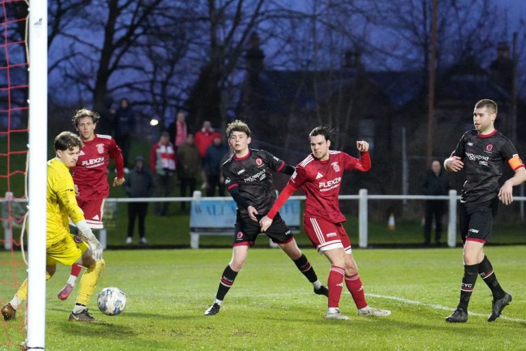 Johnstone Burgh make it four league wins in a row with victory over St Cadoc’s