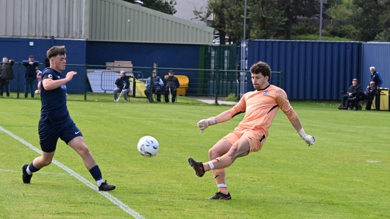 Thorn suffer first defeat as Kilsyth edge tight contest at Thorn Park